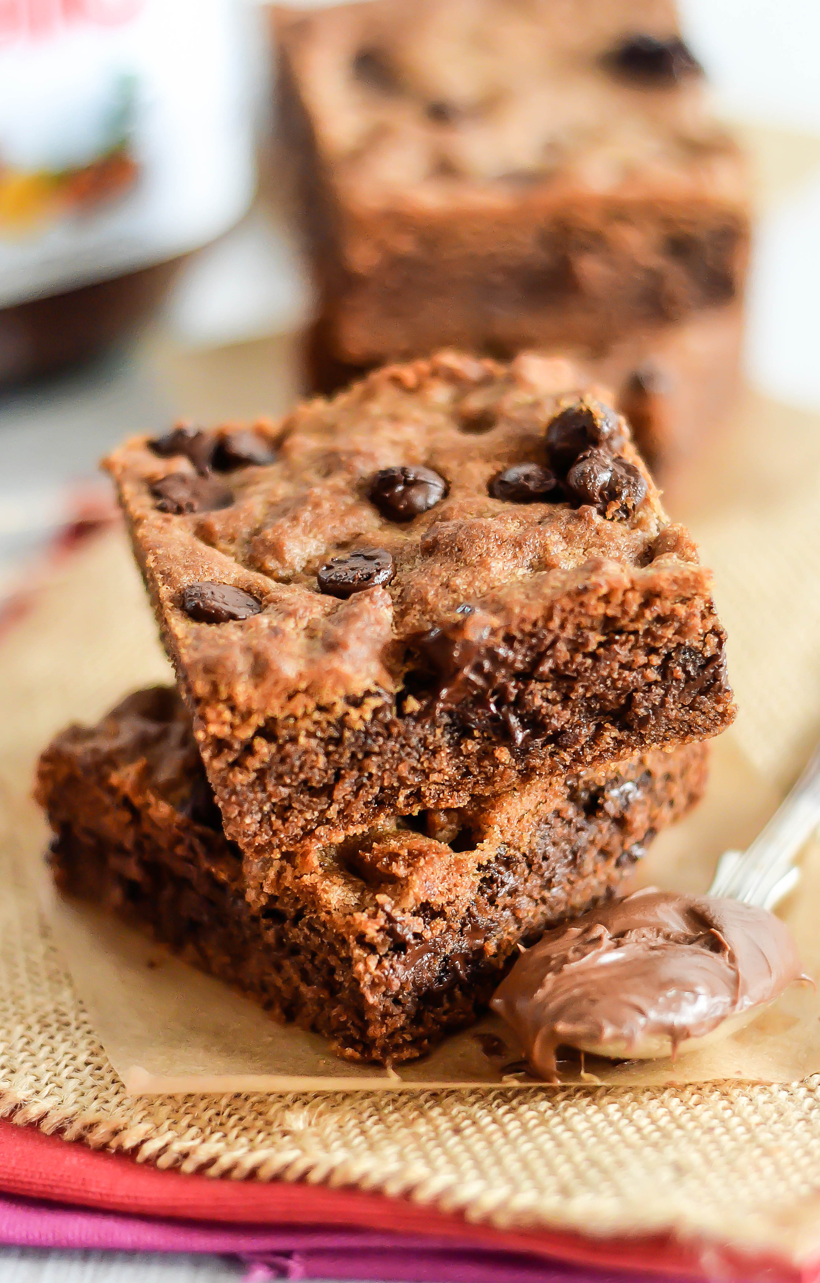 Soft Gooey Nutella Cookie Bars