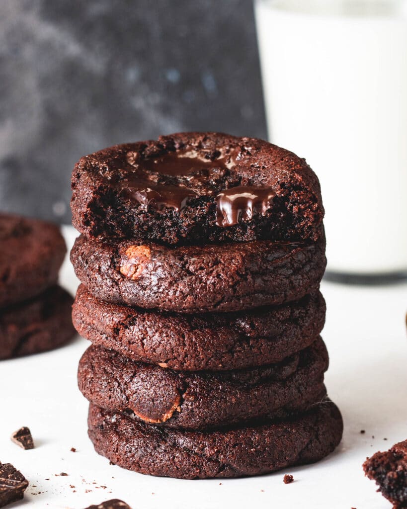 Mocha Chocolate Chip Pudding Cookies