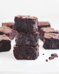 Soft Gooey Fudgy Brownies