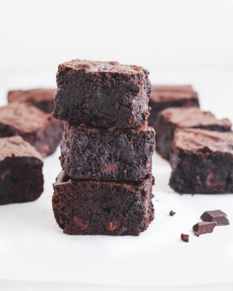 Soft Gooey Fudgy Brownies