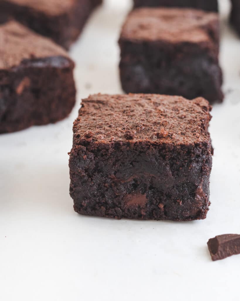 Soft Gooey Fudgy Brownies