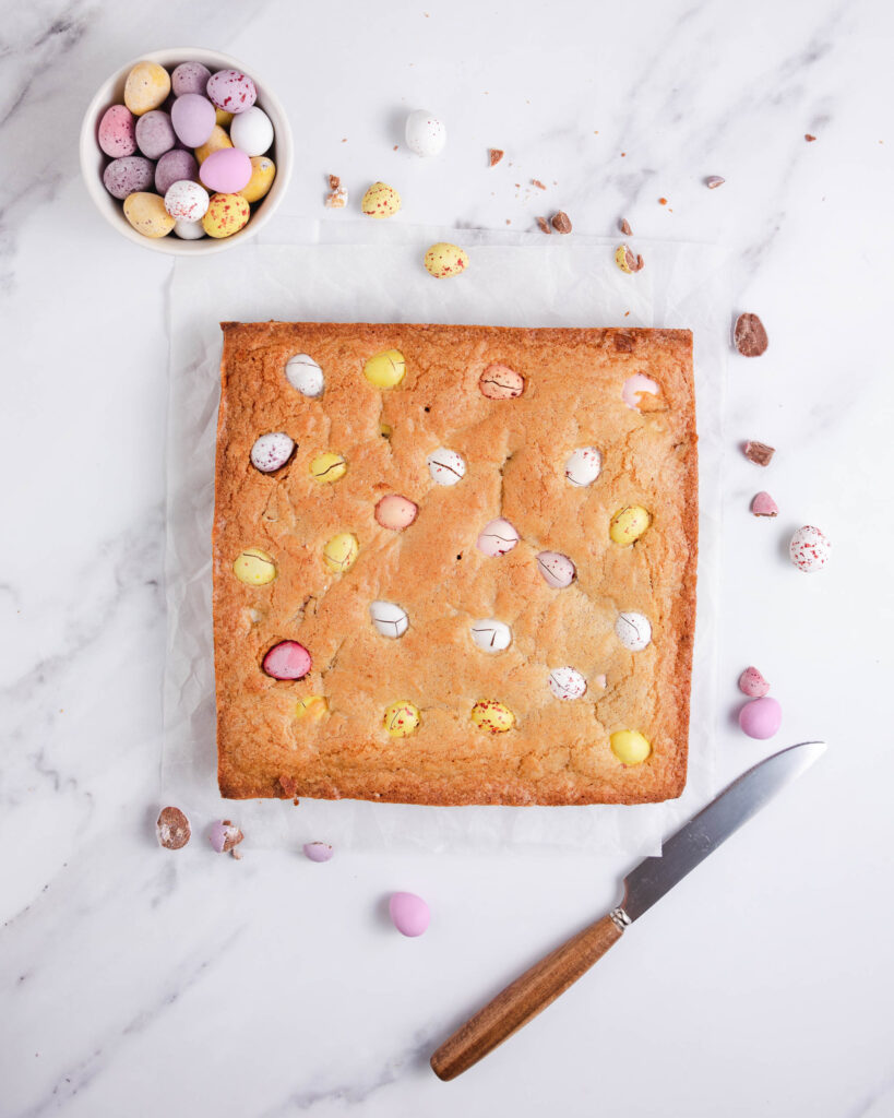 Mini Easter Egg Blondies 