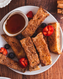 Baked Cinnamon French Toast Sticks