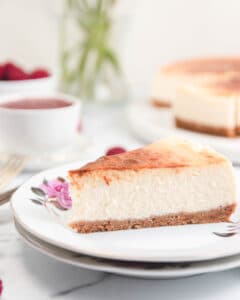 Classic New York Style Cheesecake