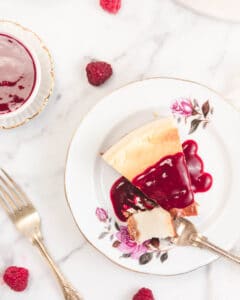 Classic New York Style Cheesecake