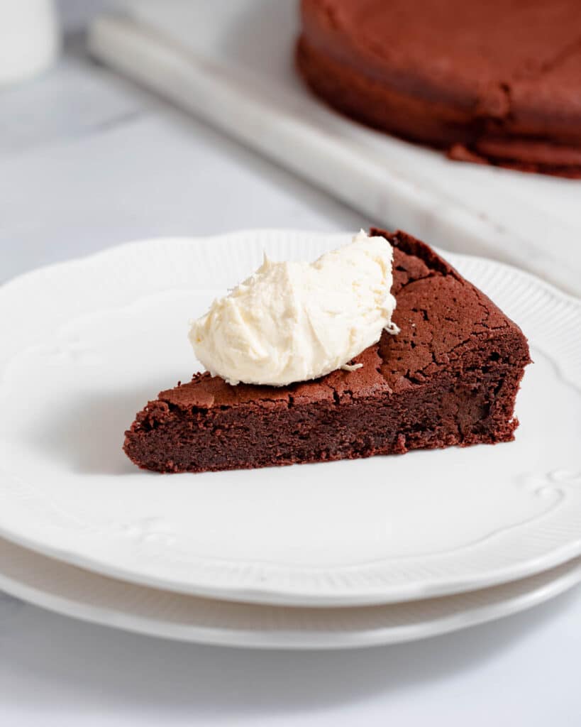 Baked Chocolate Mousse Cake(Flourless Chocolate Cake)