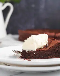 Baked Chocolate Mousse Cake(Flourless Chocolate Cake)