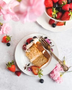 Fresh Berry Cream Cake