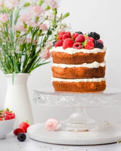 Fresh Berry Cream Cake