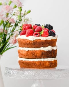 Fresh Berry Cream Cake