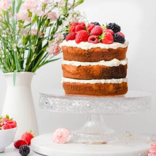 Fresh Berry Cream Cake