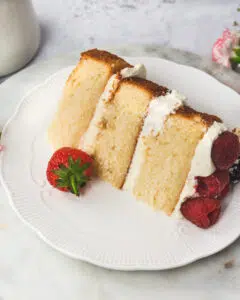 Fresh Berry Cream Cake