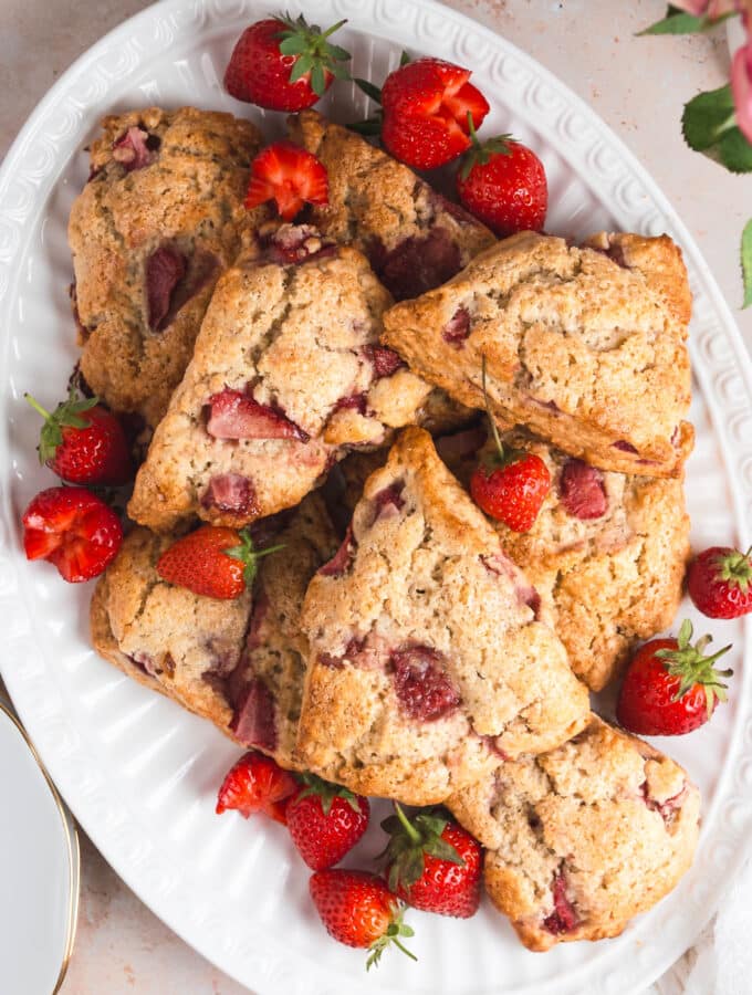 Easy strawberry scones