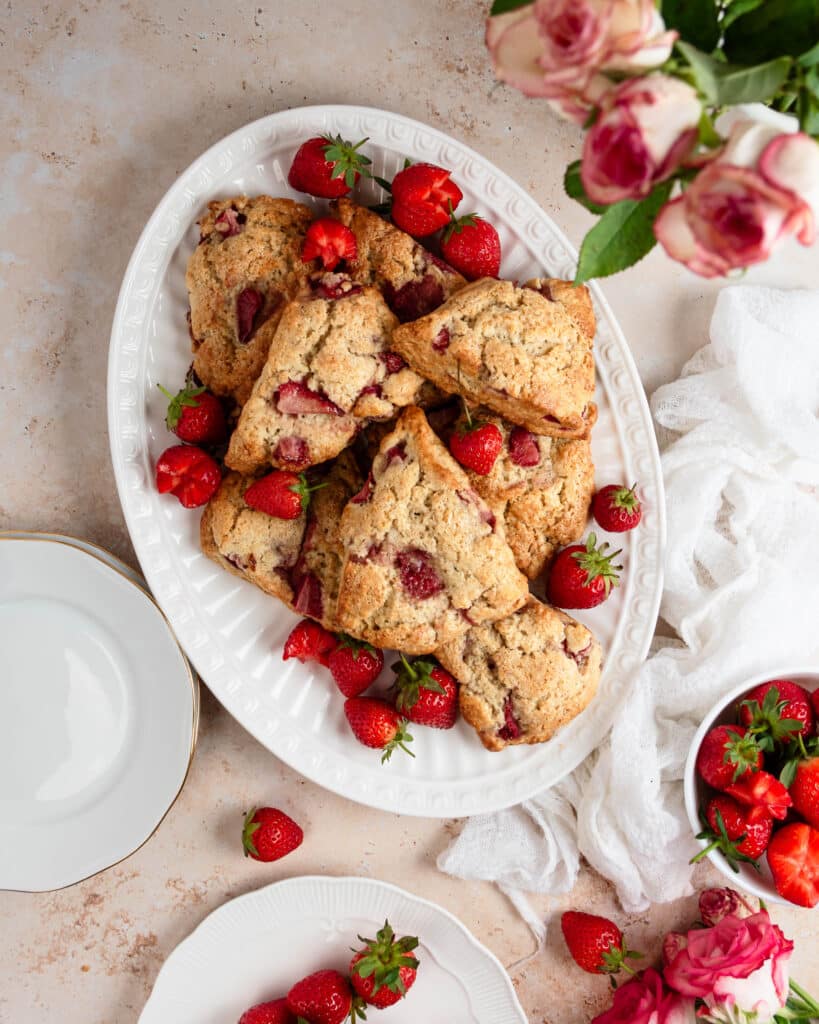 Easy strawberry scones