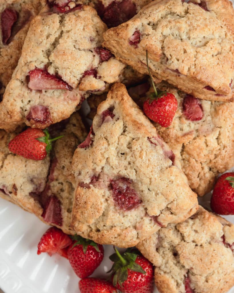 Easy strawberry scones