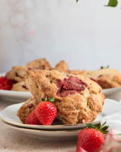 Easy strawberry scones