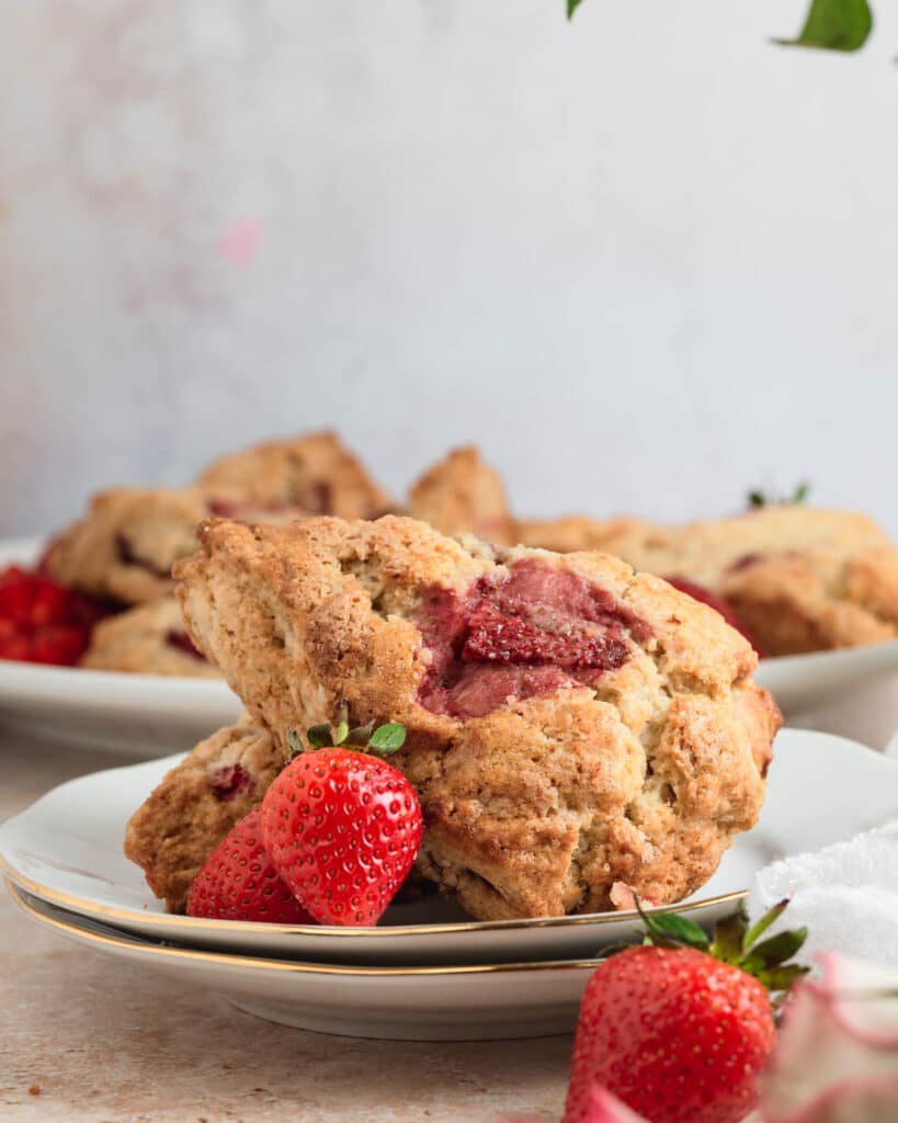Easy strawberry scones