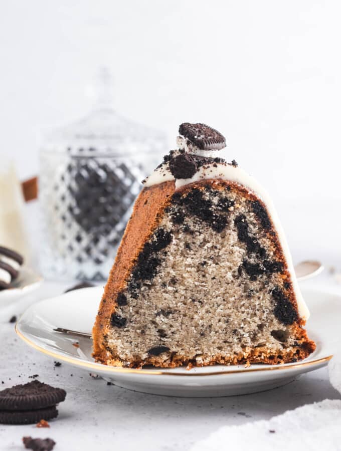 Oreo Pound Cake